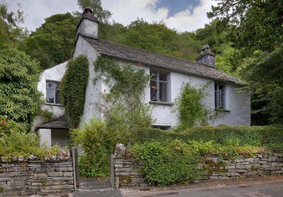 Lake District: 3-Day Small Group Tour from Manchester - Is $556 a fair price?