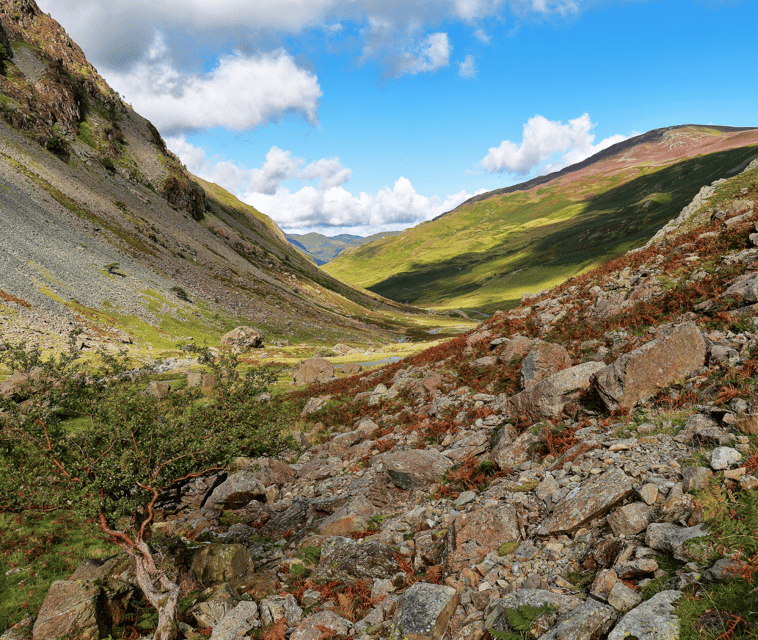 Lake District: Ten Lakes Full-Day Tour from Oxenholme - Grasmere means village time and gingerbread