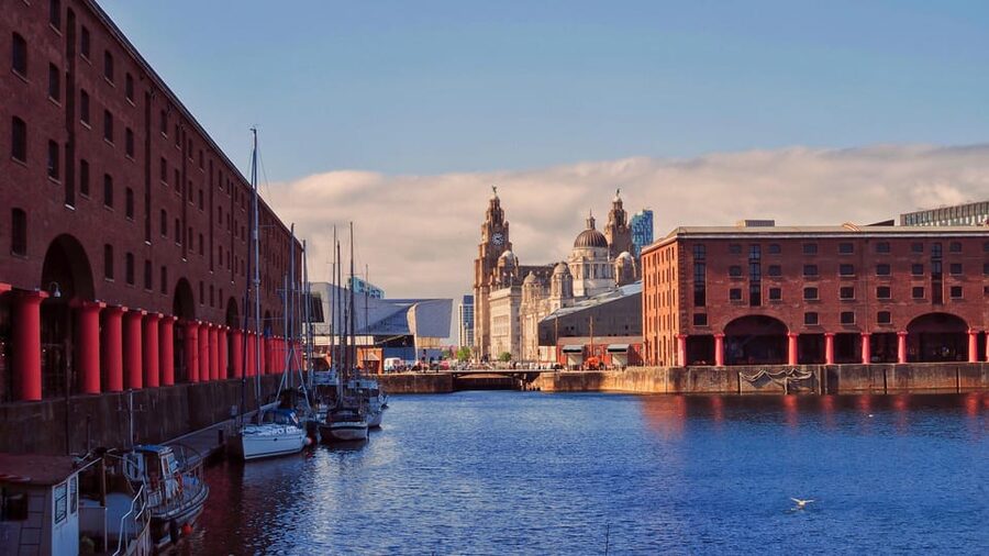 Liverpool: A Walk Through Time: Full History Walking Tour - Why this two-hour route works