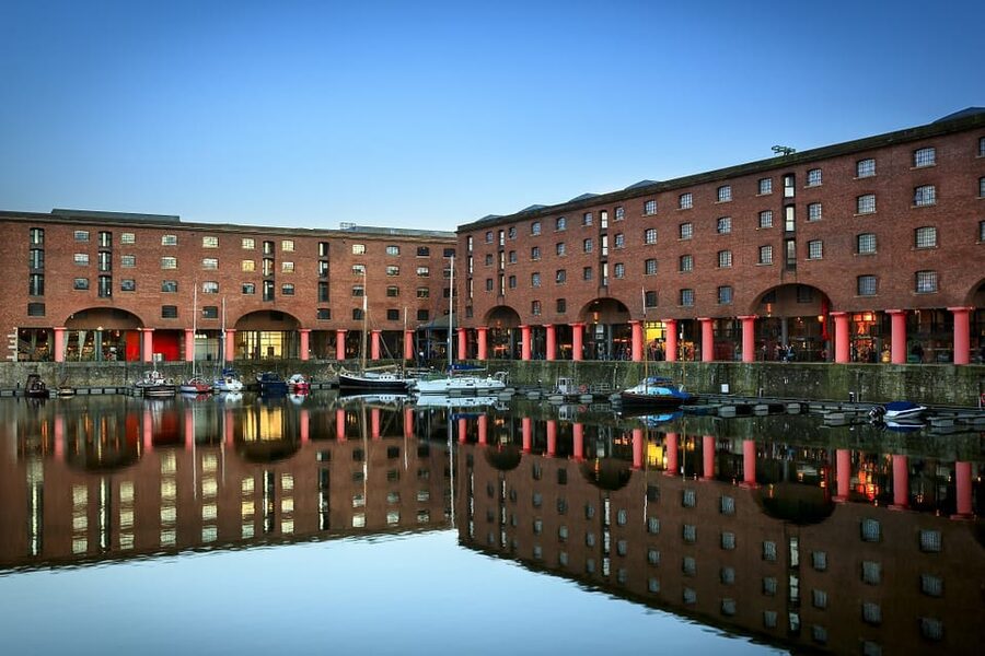 Liverpool and The Beatles Day Tour from London - Liverpool Lime Street and the walk to Albert Dock