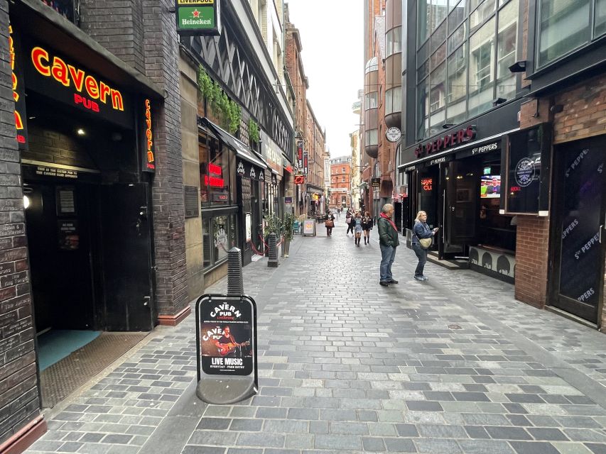 Liverpool: Beatles Highlights Walking Tour - Why the city center is the right place to begin