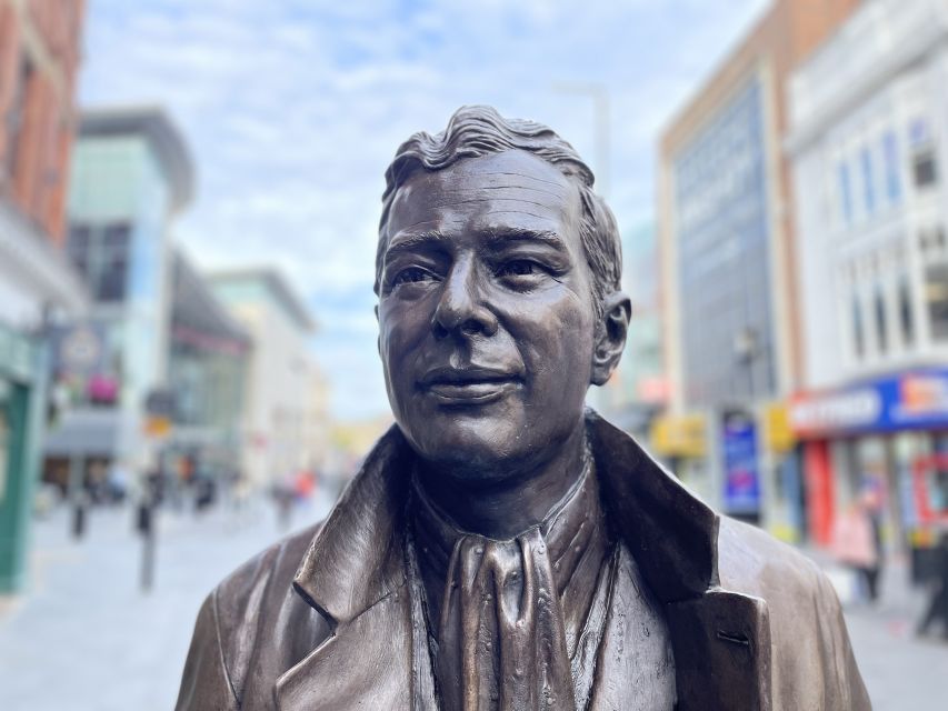 Liverpool: Beatles Highlights Walking Tour - Eleanor Rigby and John Lennon in the city streets