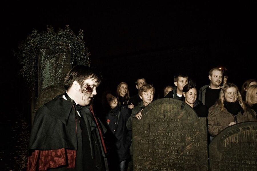 Liverpool: Haunted History Guided City Tour - The acting is the main attraction