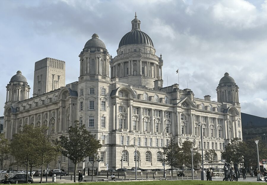 Liverpool: Heritage, History & Culture Guided Walking Tour - The Beatles Statue and the Three Graces