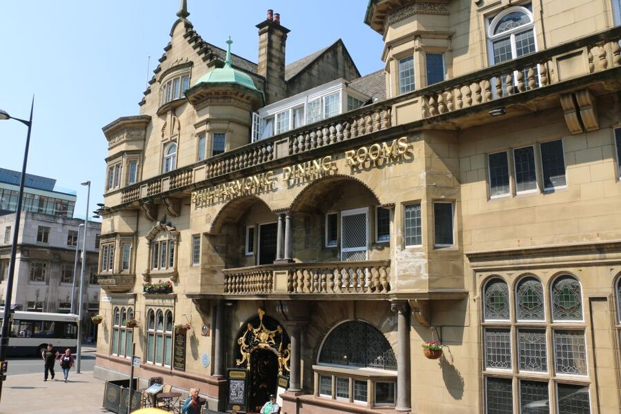 Liverpool: Open-Top Sightseeing Hop-On Hop-Off Bus Tour - World Museum, Walker Art Gallery, and Liverpool Central Library