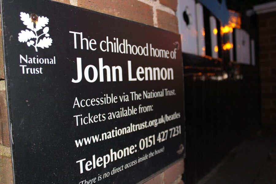 Liverpool: Private 3-Hour Beatles Classic Tour by Taxi - Key things to know before booking