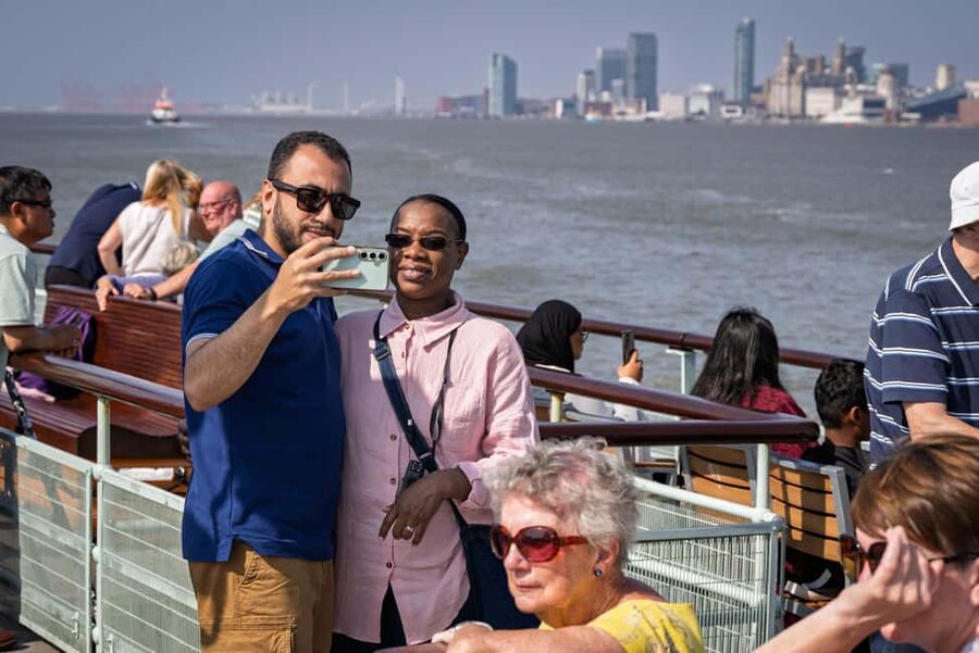 Liverpool: Sightseeing River Cruise on the Mersey River - The Three Graces and Liverpool’s grand waterfront