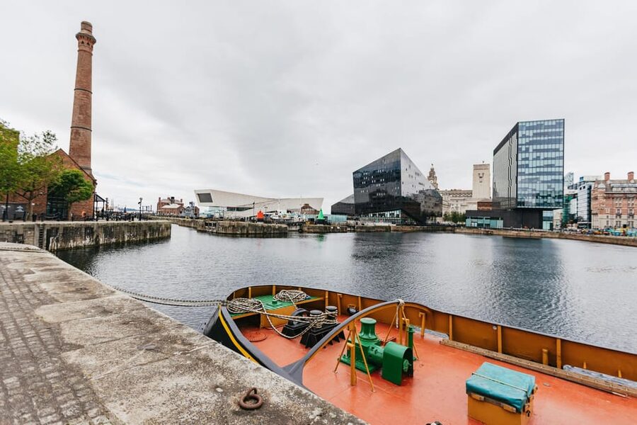 Liverpool: The Beatles and Cavern Quarter Walking Tour - Why this walk works for Beatles fans and first-time visitors