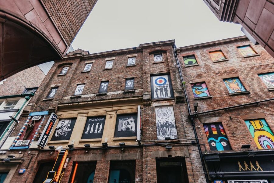 Liverpool: The Beatles and Cavern Quarter Walking Tour - The Three Graces and Liverpool’s maritime architecture
