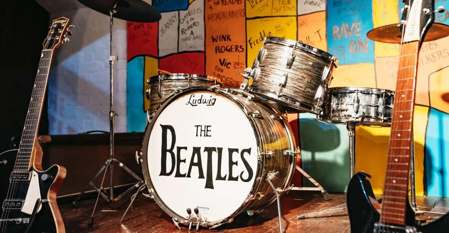 Liverpool: The Beatles Story Ticket - Audio guides in 12 languages