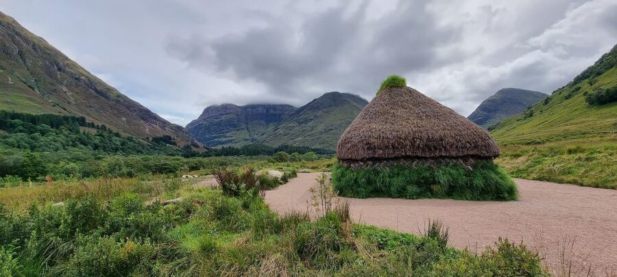 Loch Lomond and The Highlands Day Tour - How to prepare for four seasons in one day