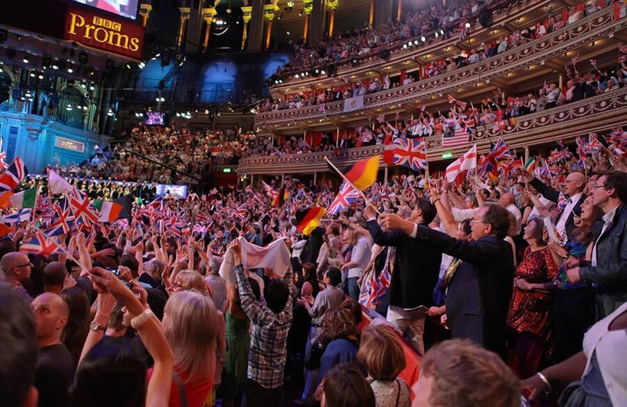London: 1-Hour Guided Tour of the Royal Albert Hall - The possible soundcheck