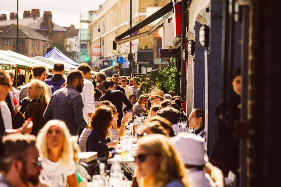 London: 2.5-Hour Off the Beaten Track Private City Tour - Architectural surprises and local hangouts