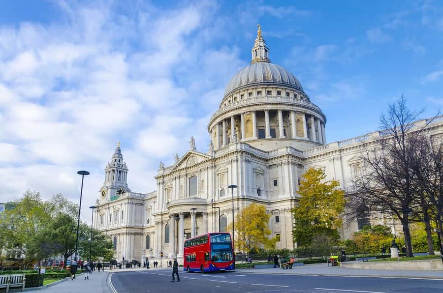 London: 3 Days of Must-See Attractions including London Eye - Day one: London Eye, Big Bus, and the Thames