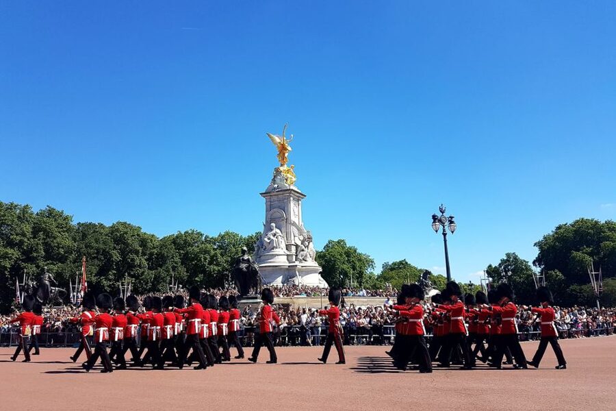 London: 30 London Sights Guided Walking Tour - Parliament Square, Westminster Abbey, and Big Ben