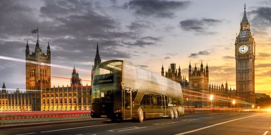 London: 4 Course Lunch Tour by Luxury Coach Bustronome - Wine pairing, drinks, and the atmosphere onboard