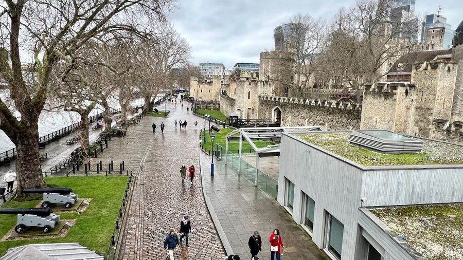 London: 5-Hour Private Tour with Pickup - Harrods, Royal Albert Hall, and Hyde Park