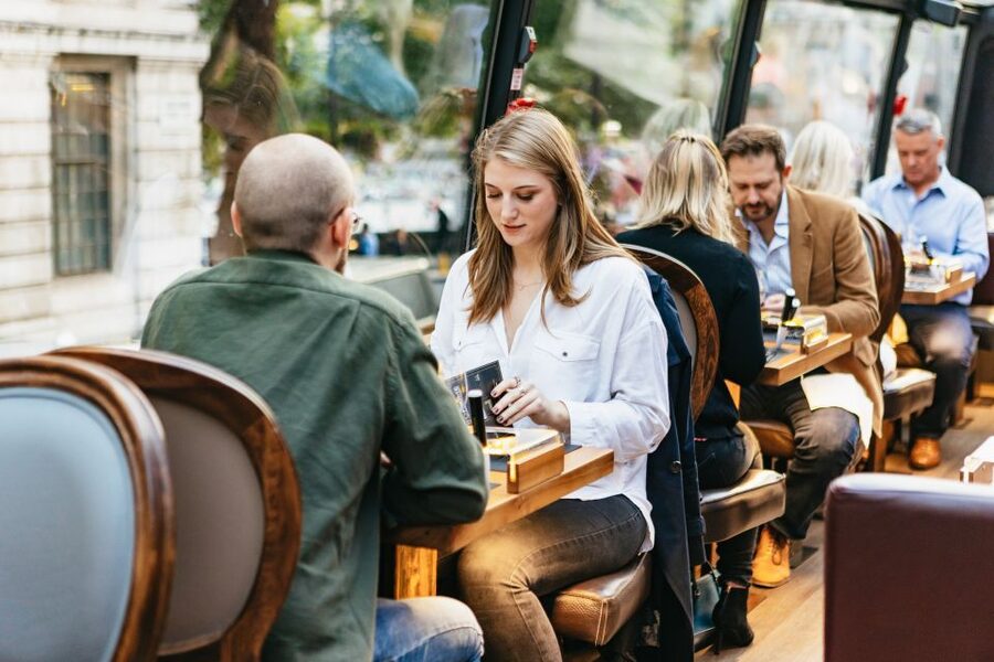 London: 6-Course Gourmet Dinner on a Luxury Coach - Booking tips for a smoother evening
