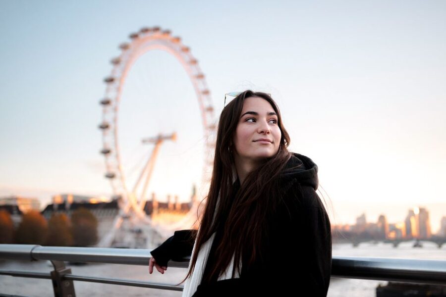 London: A Unique Photoshoot Experience at Famous Sites - Who should book this experience?