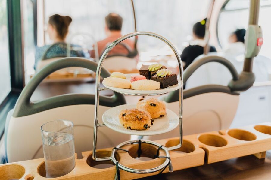 London: Afternoon Tea Bus with a Glass of Prosecco - The route: London landmarks from your dining table