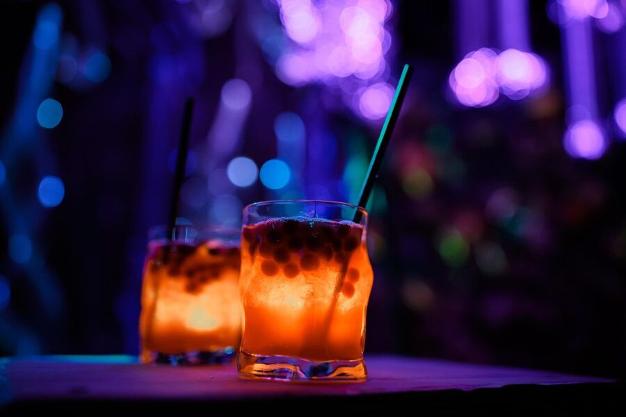 London: Avora New World Cocktail Experience with 3 Cocktails - What the 105 minutes feel like