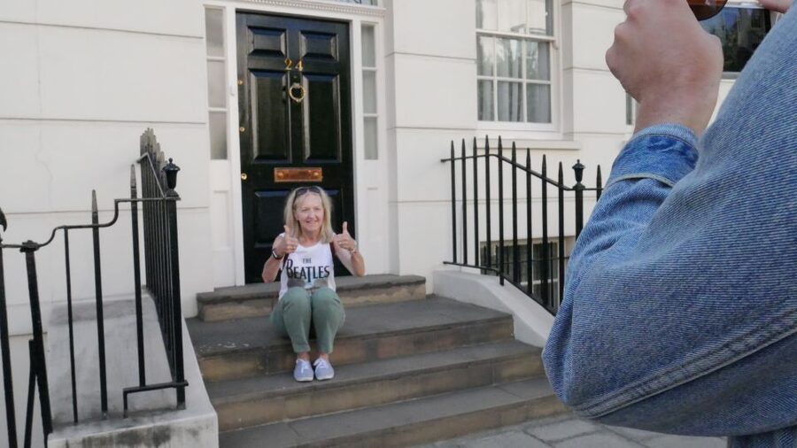 London: Beatles Tour by Black Taxi - Film locations from Help! and A Hard Day’s Night