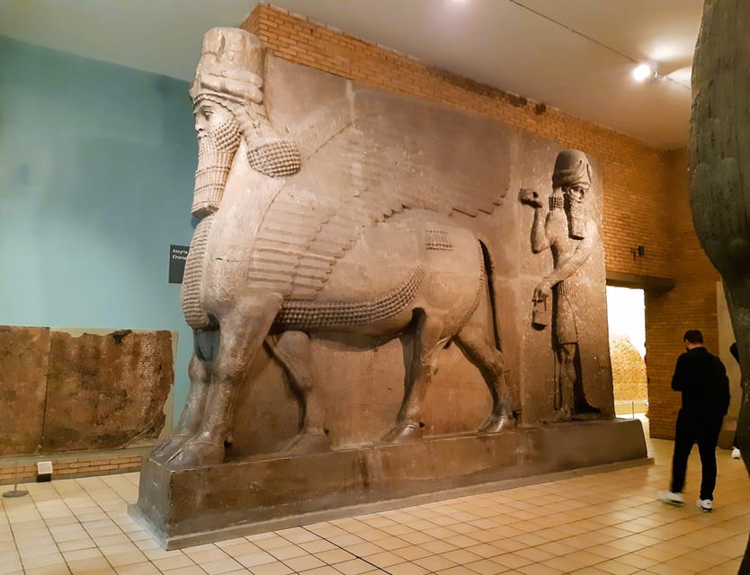 London: British Museum Guided Tour with Free Entrance Ticket - Assyrian lions and an Aztec snake