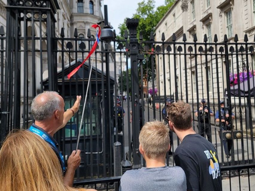 London: Buckingham, Big Ben & Westminster Abbey Tour - The full-day choice: river cruise and Tower of London