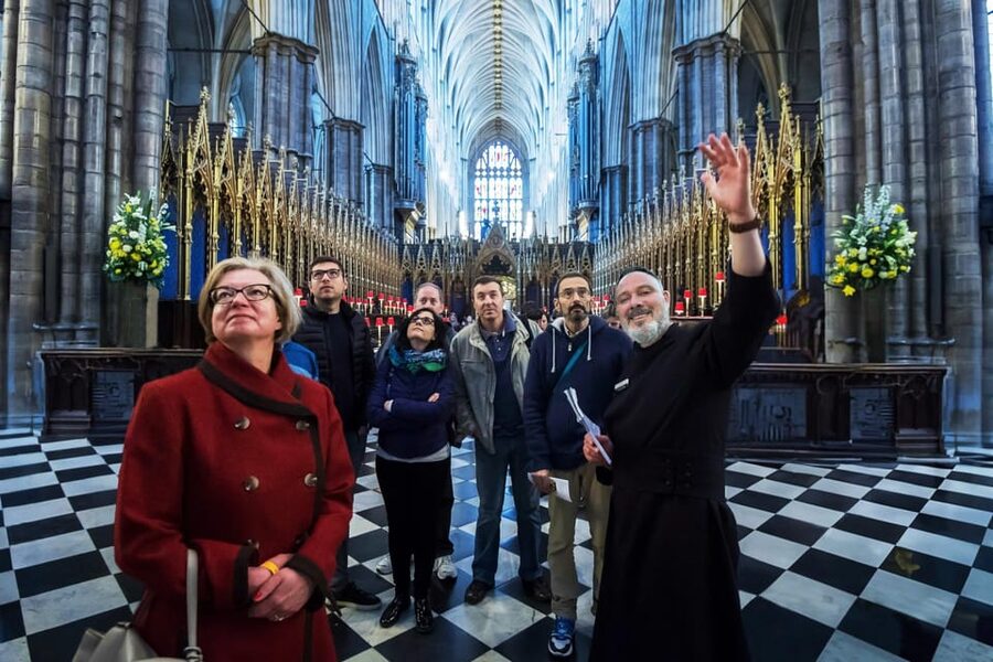 London: Buckingham, Big Ben & Westminster Abbey Tour - The Changing of the Guard, with an important schedule warning