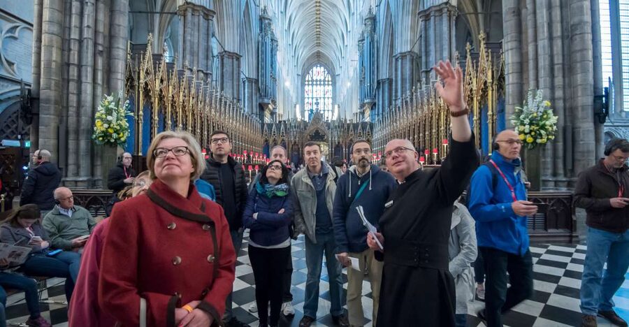 London: Buckingham, Big Ben & Westminster Abbey Tour - Horse Guards Parade and the Whitehall connection