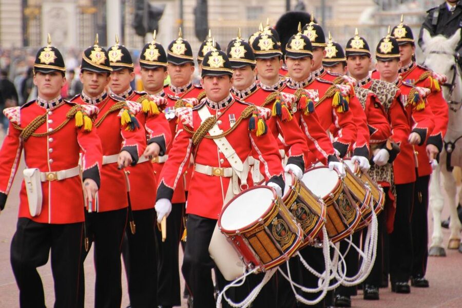 London: Buckingham Palace & Changing of the Guard Experience - Is this Buckingham Palace tour worth booking?