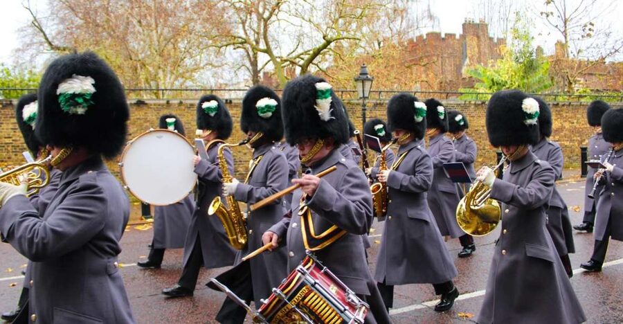 London: Buckingham Palace & Changing of the Guard Experience - Why this royal walk works so well