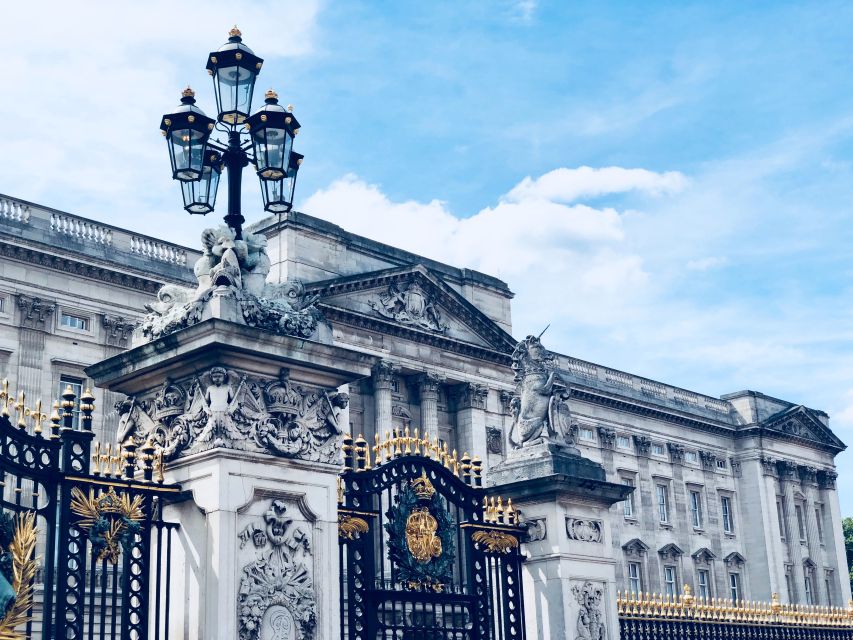 London: Buckingham Palace Walk & Tea at Kensington Palace - Afternoon tea in the 18th-century Orangery
