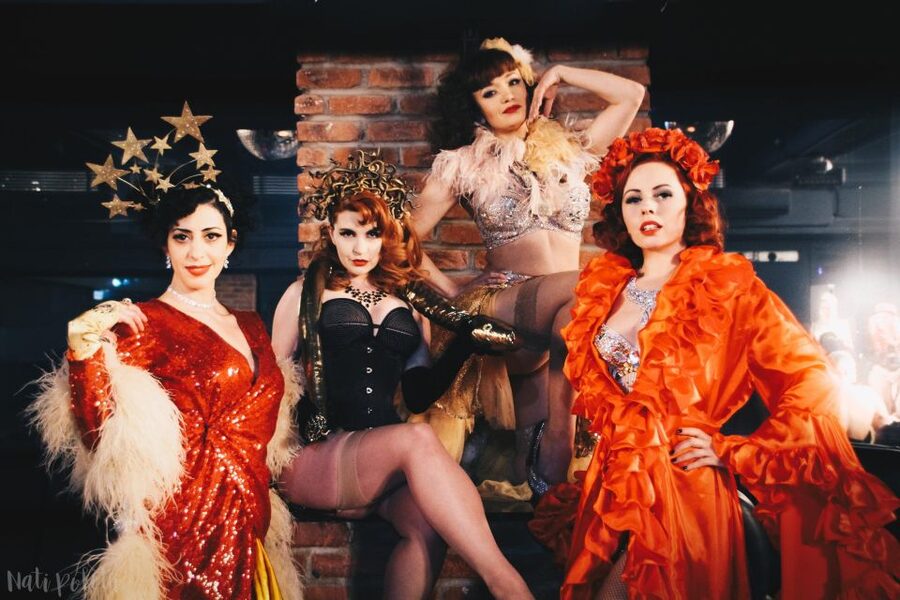 London: Burlesque Cabaret Show in the West End - What the $40 price really covers