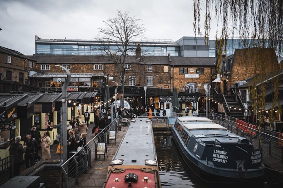 London: Camden & Kentish Town Urban Walking Tour - Camden Market and the local story