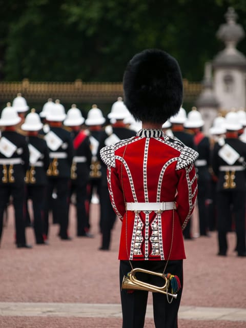 London: Changing of the Guard Experience and Landmarks Tour - St James’s Palace and the quieter side of royal London