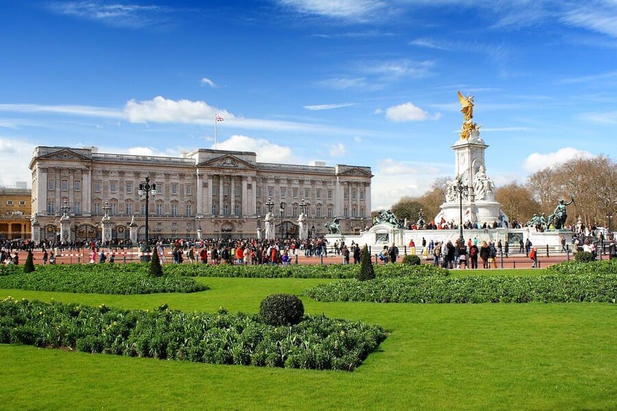 London: Changing of the Guard Guided Tour Experience - Key points before you book