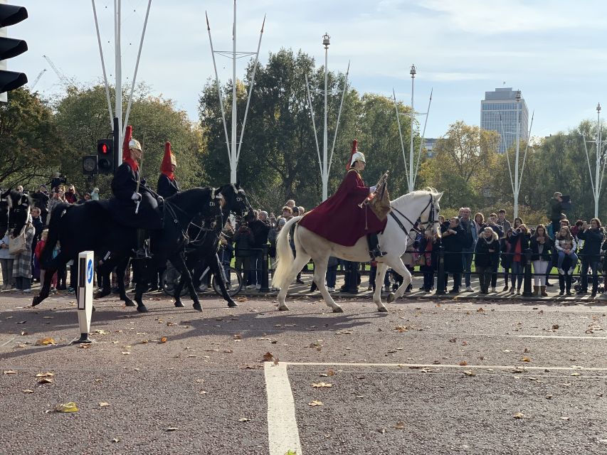 London: Changing of the Guard Private Group or Family Tour - Cancellation and planning details that matter