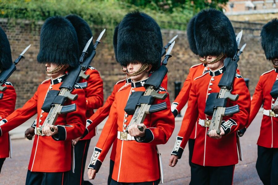 London: Changing of The Guard Tour - Uniforms, regiments, and the meaning behind the spectacle