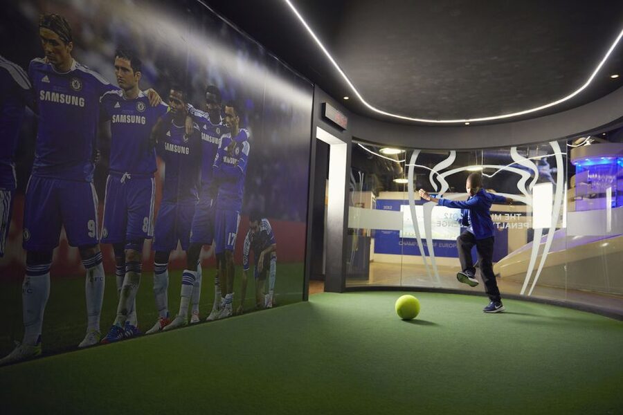 London: Chelsea Football Club Stadium and Museum Tour - Why the guides make such a difference