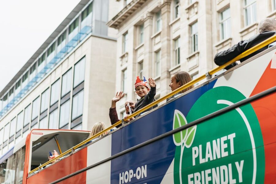 London: Children's Open Top Bus Tour - Is $32 good value for 45 minutes?