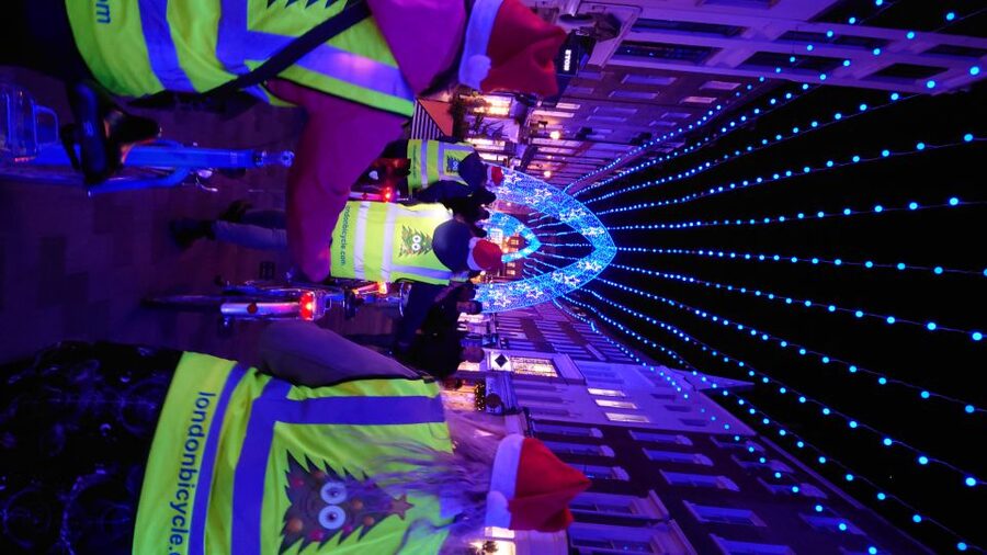 London Christmas Lights Bike Tour - Key points at a glance