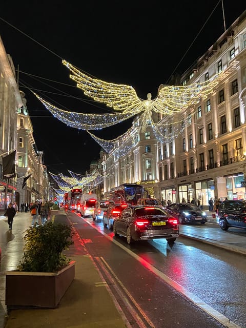 London: Christmas Lights Tour by Vintage Double-Decker Bus - Is $43 good value for 90 minutes?