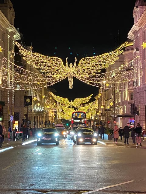 London: Christmas Lights Tour by Vintage Double-Decker Bus - Meeting at Victoria Coach Station