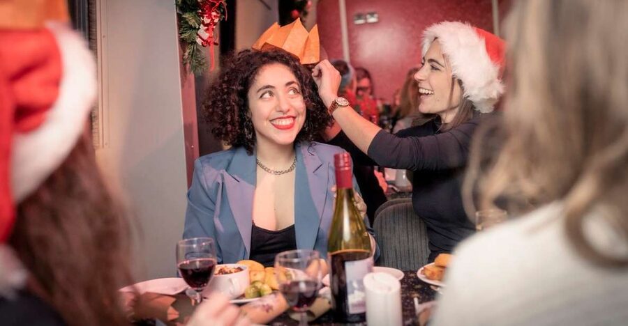 London: Christmas Party Dinner Cruise - How much value do you get for $129?