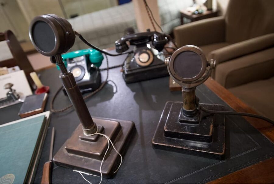 London: Churchill War Rooms Ticket & Political London Audio - Reading the Map Room and wartime intelligence