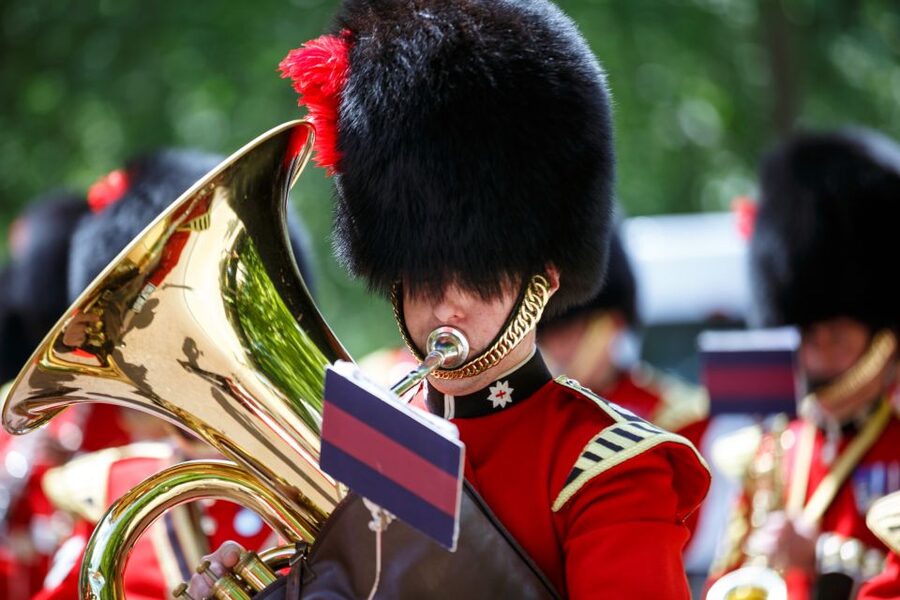 London: Classic Gold 3.5-Hour Bike Tour - Why a bicycle is a smart way to see central London