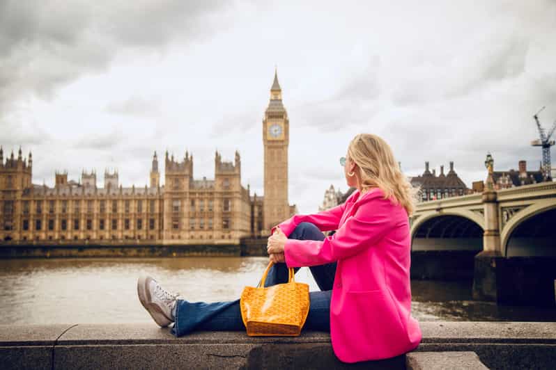 London Customisable 30 minute photoshoot - Photos, editing, and delivery