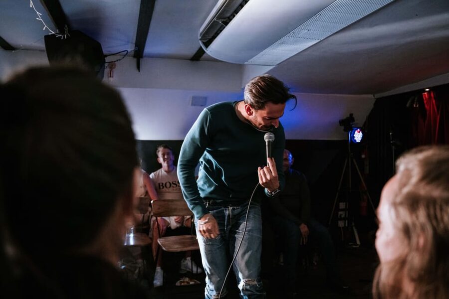 London: Dark Comedy on Iconic Battersea Barge - Who will enjoy this comedy night