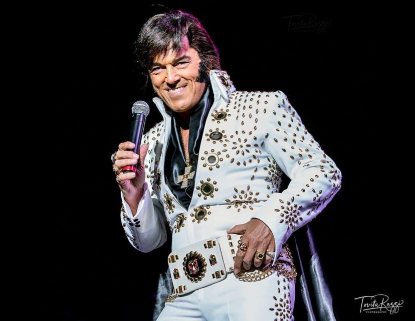 London: Dinner Cruise with Elvis Tribute on the Thames River - A Thames route that gives the dinner a sense of occasion